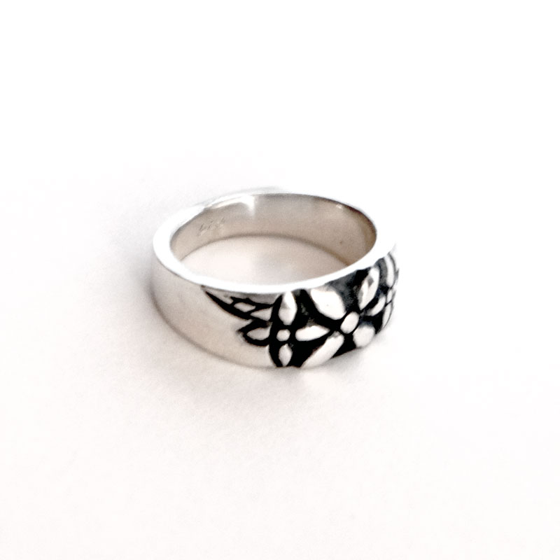 Silver Ring Carved Flower